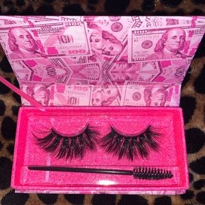Mink lashes